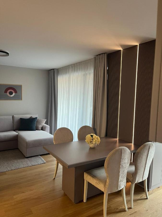 Amaliana By Florideiulie Apartaments Брашов Экстерьер фото