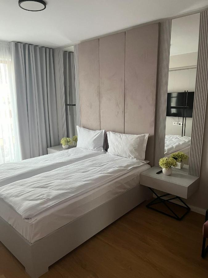 Amaliana By Florideiulie Apartaments Брашов Экстерьер фото